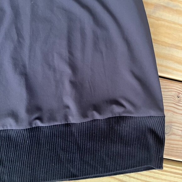 Athleta Zephyr Shell Black Tank EUC Size XS 291879 Ribbed Knit Featherweight - Picture 3 of 8